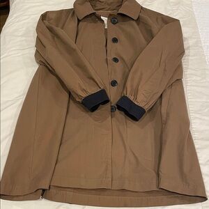 VTG Escada Brown Trench Coat with black accents. 100% cotton, on Trend 2026.